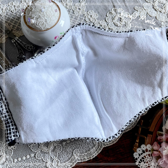 手刺繍 3種類 不織布入り 立体 あったか ツイードマスク 花柄モチーフレース 鼻ワイヤー ブラック 黒　冬マスク　47 4枚目の画像