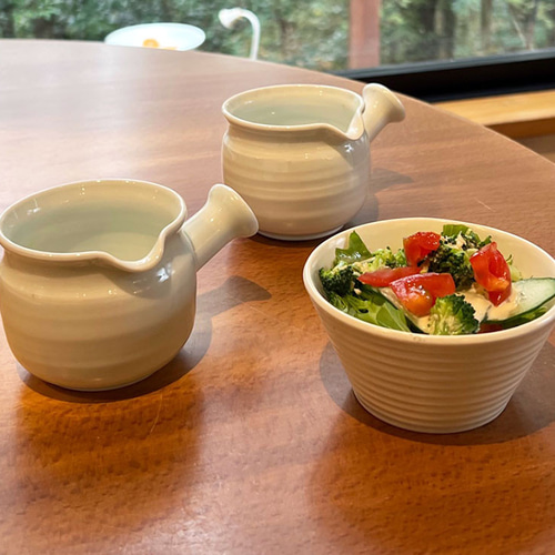 片口 磁器 陶器二個セット サーバー ドレッシングサーバー