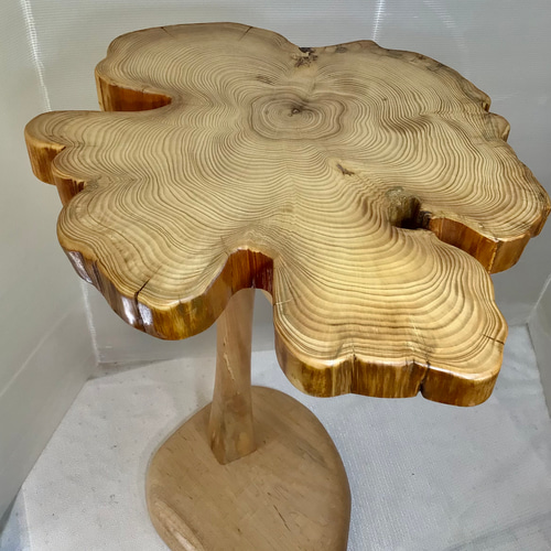 天然木 カイズカイブキ サイドテーブル 一点物 手造り 天然木の