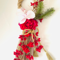 赤いしめ縄飾り　お正月しめ縄飾り　お正月玄関ドア飾り　お正月　アーティフィシャルフラワー 2枚目の画像