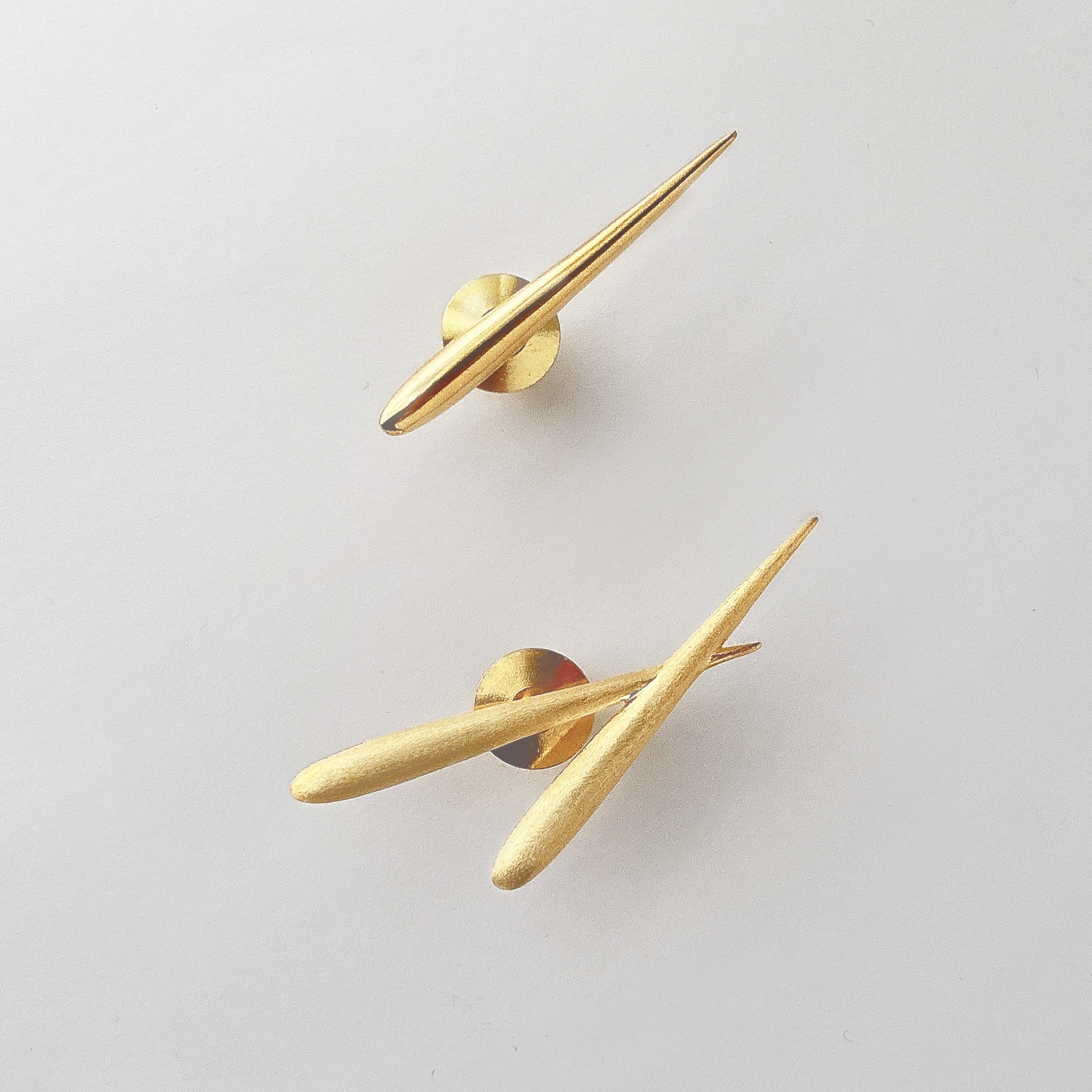 流れ星　ブローチ　18K coating