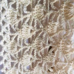 ウール100%の並太毛糸の豪華なショール(アイボリー　　1点物) 4枚目の画像