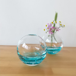 水のしずくの一輪挿し 瑠璃色 ガラス 長崎 瑠璃庵 一輪挿し・花瓶