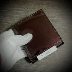 ～上品な艶～ パテントレザー 二つ折財布 折財布 カード10枚収納 大容量 コンパクト 艶 エナメル ブラック ブラウン 4枚目の画像