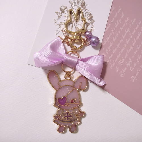 秋うさぎと紅葉～ レジンキーホルダー ハンドメイド ネーム入りレジン