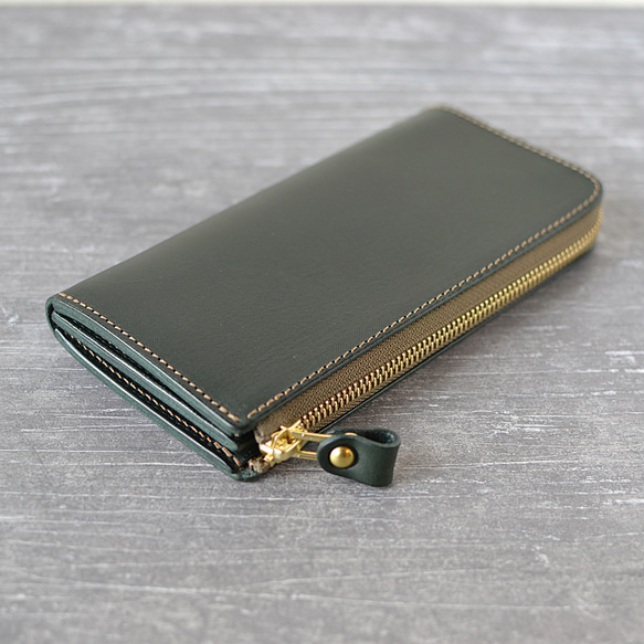 少し小ぶりな長財布「ティオ・深緑」 2枚目の画像