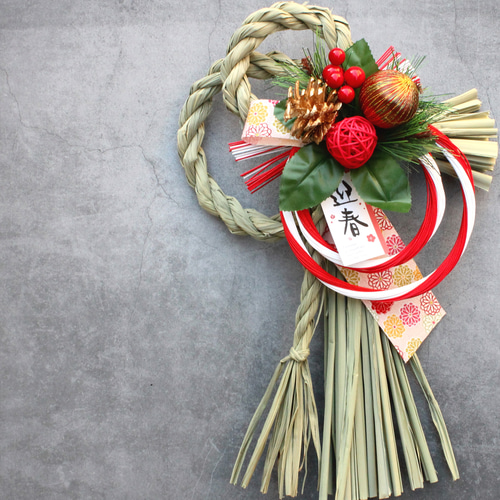 若松に水引きを添えた新年を迎える 和モダン しめ縄 リース お正月飾り