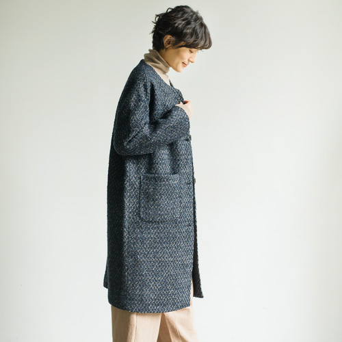 ☆20％オフイタリア製ツイード生地☆ ノーカラーコート 羽織るだけで