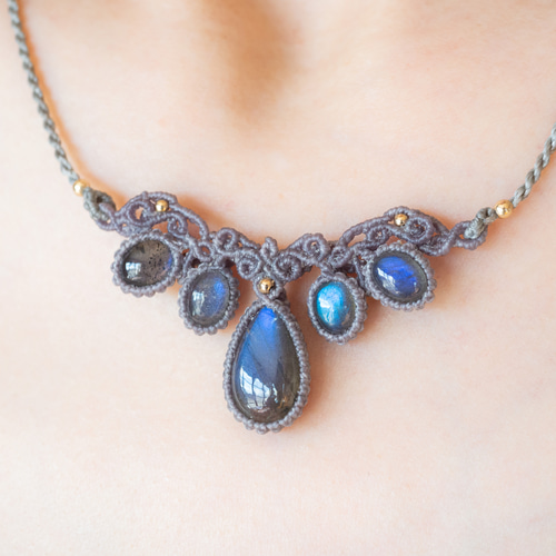 ラブラドライトのマクラメ編み 天然石ネックレス ネックレス