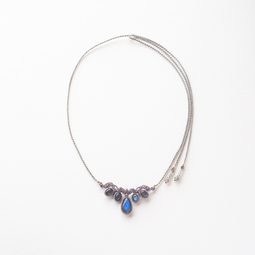 ラブラドライトのマクラメ編み 天然石ネックレス ネックレス