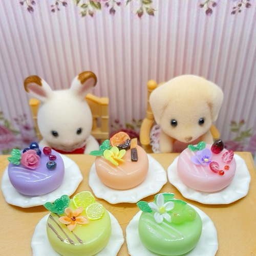 憧れの お花とフルーツのカラーケーキ（ディスプレイトレイ付 その他