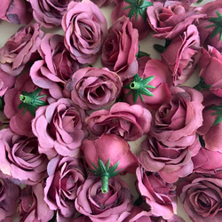 【新色】ワインレッドのミニバラ.* ⚘花材・造花・アーティフィシャルフラワー・パーツ 1枚目の画像