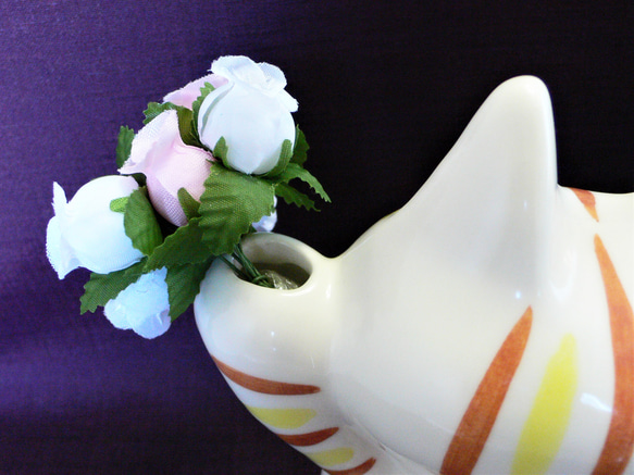 京焼　「福招き猫」の花入れ　福を呼ぶ縁起物　　 5枚目の画像