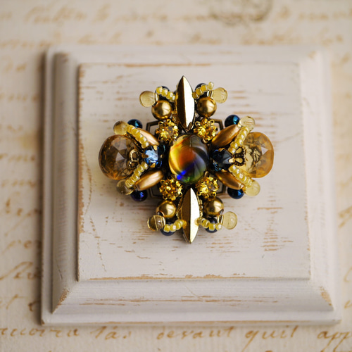 鐘の音響く十字のブローチ【Creema限定】 ブローチ hiroto 通販