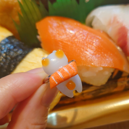 R⌇お寿司 にゃんこ まぐろ マグロ たまご サーモン 鮪寿司 寿司 量産