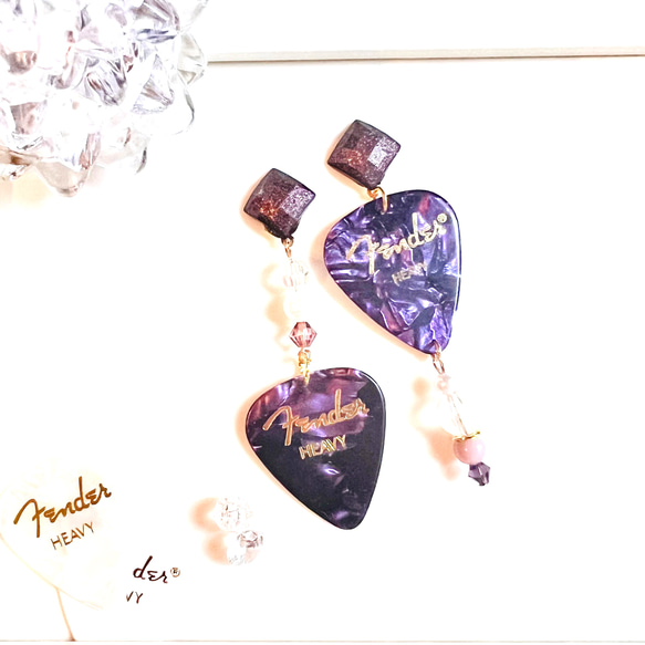 再販　Fender ☆ フェンダー　ピック ※ピアスのみ　〜purple アシメtype 1枚目の画像