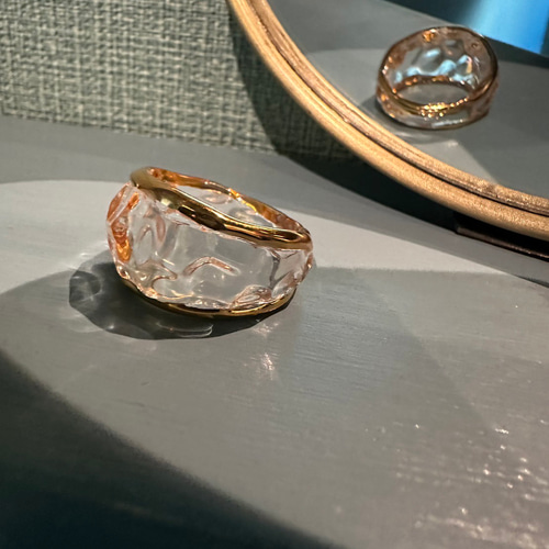 美品　バカラガラス　純金　金粉入り　大振りリング　指輪　サイズ9号 美品 バカラガラス 純金 金粉入り 大振りリング 指輪 サイズ9号