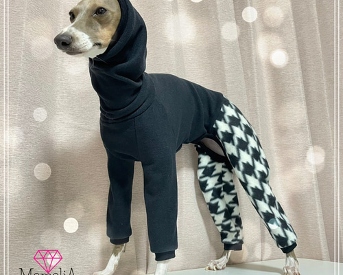 ハンドメイド犬服・シンプルベリー柄・ギャザーたっぷりワンピース ワンピース ドレス 重ね着風 秋冬 ドッグウェア かわいい 小型犬用 犬