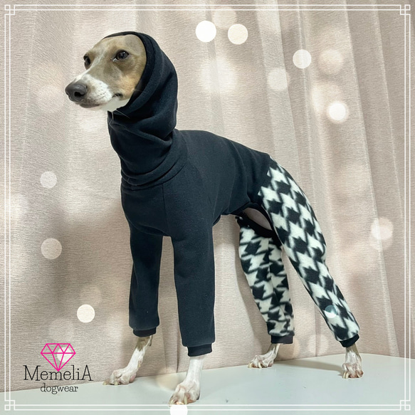黒のボーダーロンパース イタグレ服 犬服 ハンドメイド