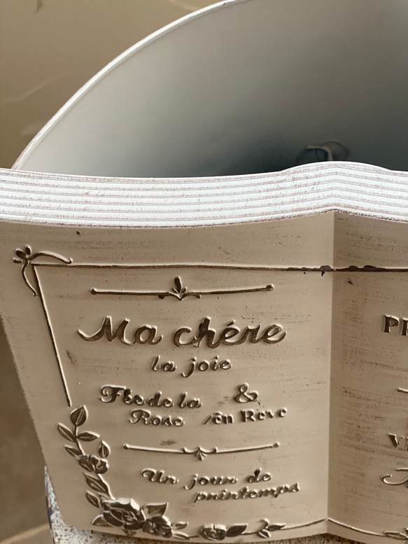 再販《可愛いBOOK 本型 鉢 》ヌヴェルスタンド 観葉植物 多肉植物 寄せ植えに ガーデニング ビオラ パンジー ㊱ 3枚目の画像