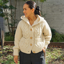 完売】アルパカウール・ケーブル編みベスト（S-390060-チャコール