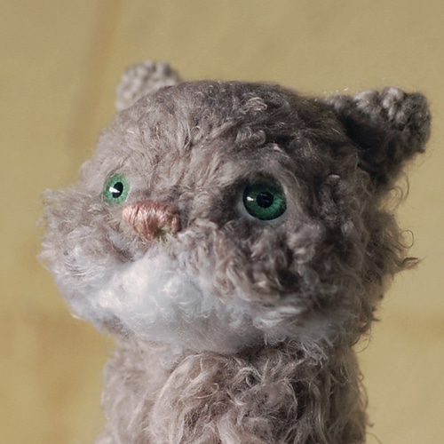 グレーのペルシャ猫ちゃん あみぐるみ knit'n pot 通販 15118968