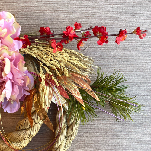 大きめサイズ・一点物【お正月】豪華 お花いっぱいのしめ縄リース ー