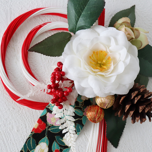 しめ縄リース　赤い椿　白い椿 しめ縄リース赤い椿白い椿