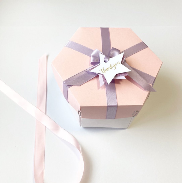 ✳︎thankyou 送別会/退職祝い/卒業祝い/卒園祝い✳︎名入れ✳︎六角形　サプライズボックス　ピンク×紫×白 6枚目の画像