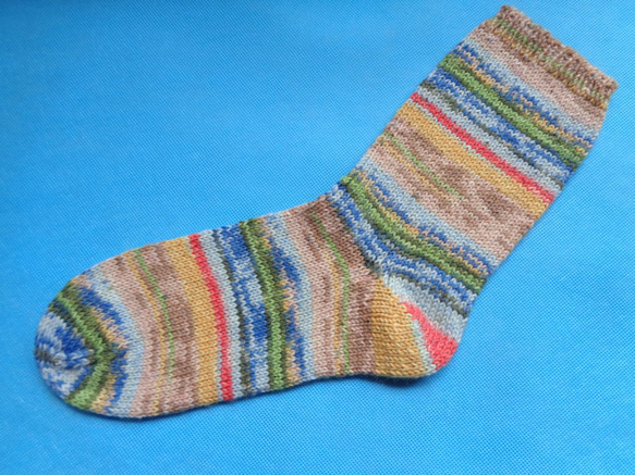 手編み靴下　お手入れ簡単　冷え性対策　OPAL   23.0cm 4枚目の画像