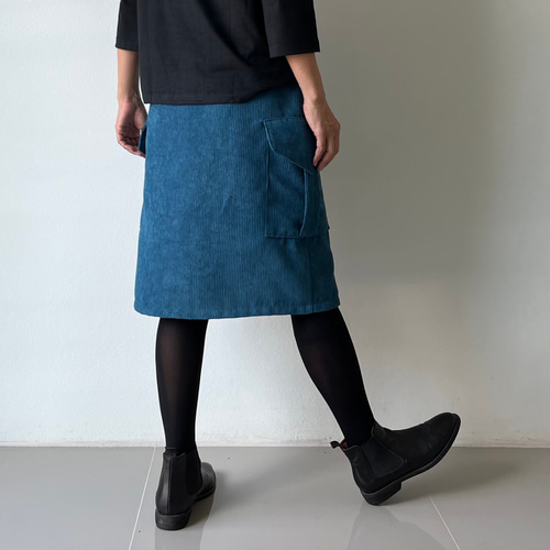コーデュロイ 大人な膝丈かっこいいカーゴミニスカート ブルー ミニ  