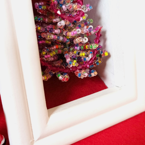 ○✨miniツリー ビーズのクリスマスツリーです 額の花器に入れてみまし