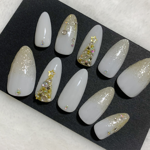 ホワイト クリスマスネイルチップ ネイルチップ（つけ爪