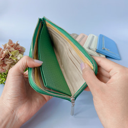 薄くて軽くて使いやすいＬ字ファスナー財布    牛革   14ZipWallet 牛革　レース型押し グリーン 5枚目の画像