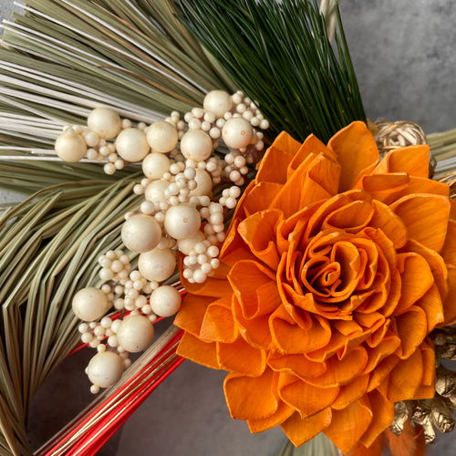 オレンジのソーラーダリアのしめ縄飾り1点 ドライフラワー しめ縄