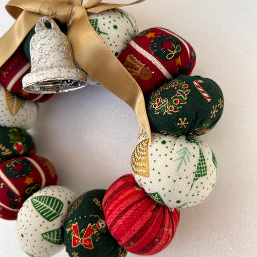 クリスマスリース(13 cm) クリスマスカラーのリース 布リース リース