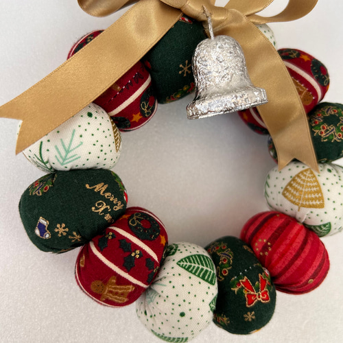 クリスマスリース(13 cm) クリスマスカラーのリース 布リース リース