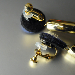 &lt;titi ~Nandemonaihino Earrings~&gt;刺繡耳環“Macaroni Moon”/防過敏多變 第4張的照片