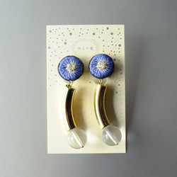 &lt;titi ~Nandemonaihino Earrings~&gt;刺繡耳環“Macaroni Moon”/防過敏多變 第2張的照片