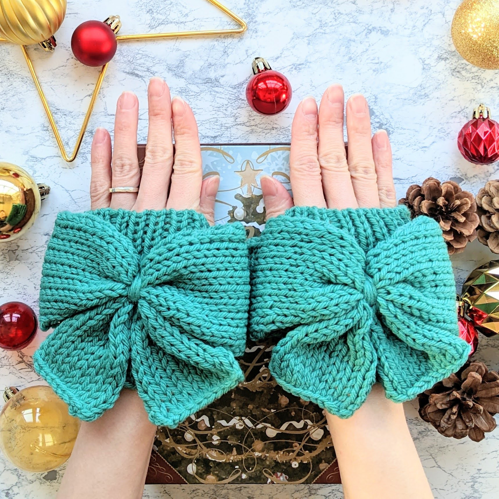 フレンチメリノのもっちりリボンハンドウォーマー