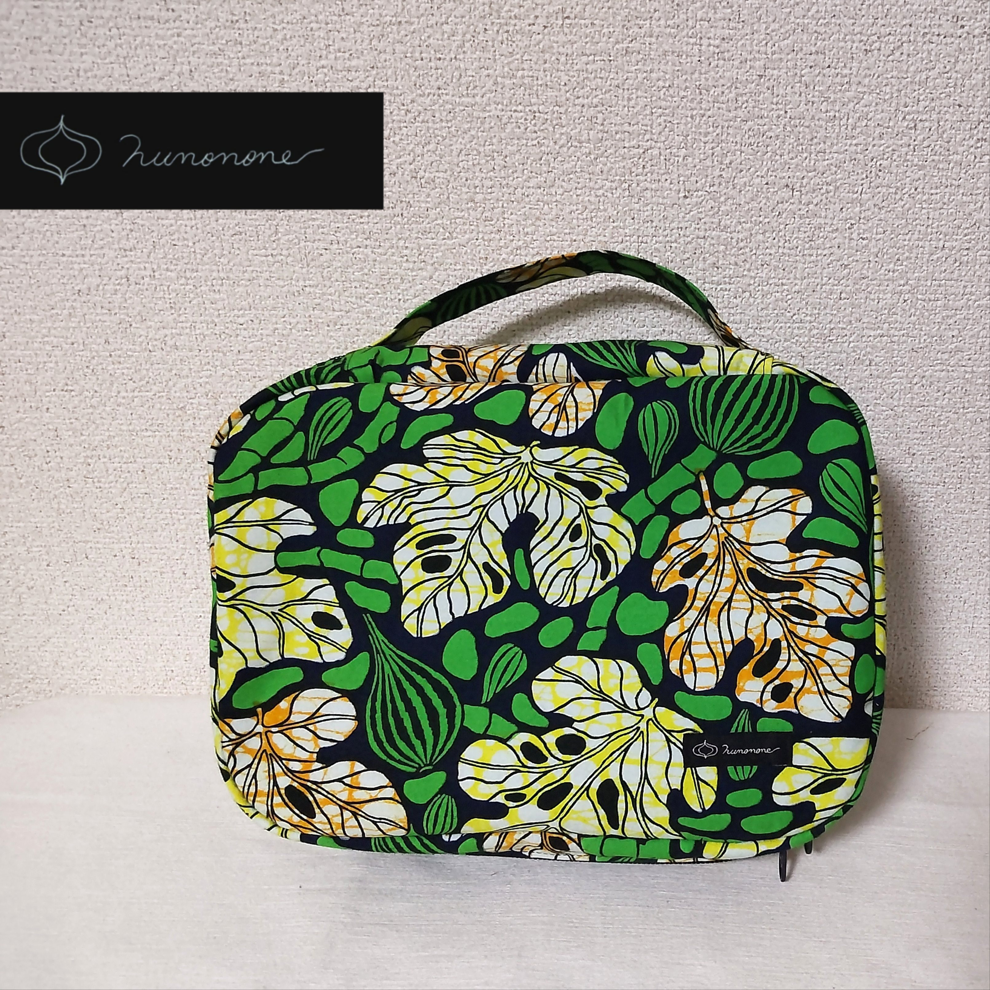 バニティポーチ(M)：アフリカ布 ポーチ Nunonone 通販｜Creema  