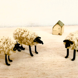 羊(ベージュ）wire&fleece yarn  ワイヤークラフト 1枚目の画像