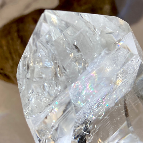 レインボークォーツ✨万華鏡 クリスタル 水晶 ポイント 天然石