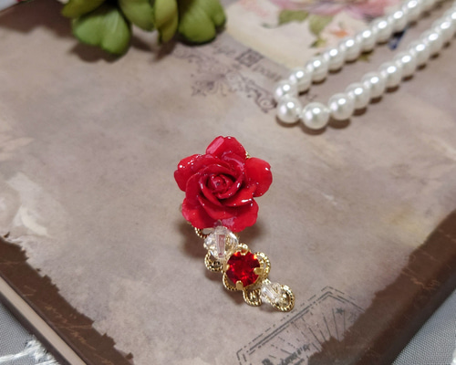 ハンドメイド  ♡  バラのイヤーフック 5a6797b3269875d6ffed38fb44f447