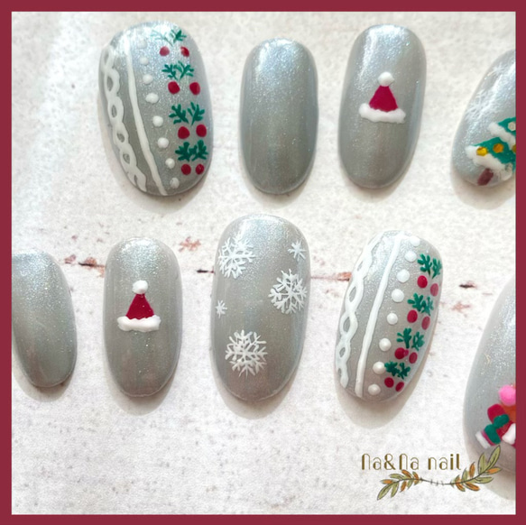 冬ネイル クリスマス サンタクロース トナカイ 手描き ネイル かわいい ネイルチップ 付け爪 ネイルアート 4枚目の画像