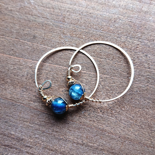 atuy（海）のニンカリ【アイヌの耳飾り・ピアス】カイヤナイト ピアス