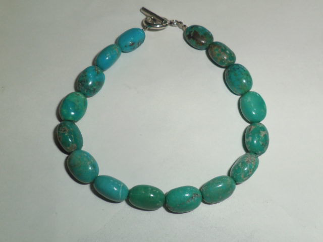 ターコイズビーズ　ブレスレット