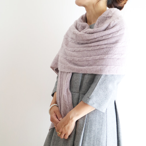 新色 [Lilac Ash] 100% cashmere cable knit 3way large stole♥ 第5張的照片