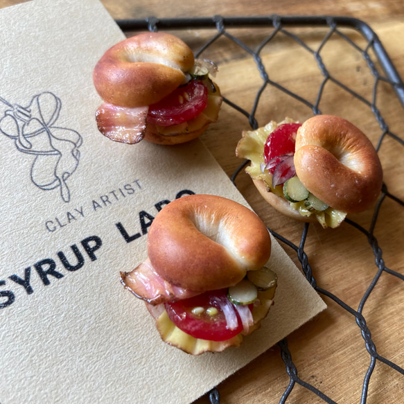 BLTベーグルサンド セサミベーグルサンドマグネット ミニチュアパン