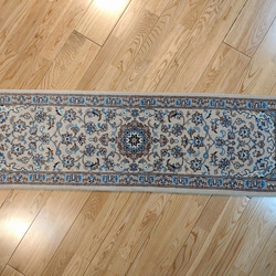 パキスタン絨毯 HISTORY　手織り絨毯　エスリム柄　ソフトWノット　38x121cm　ミニランナー 3枚目の画像